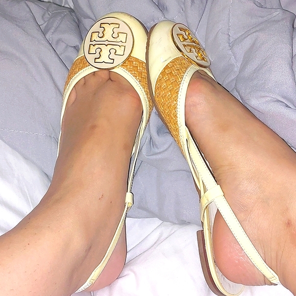 Tory Burch Shoes - Spring🌞Tory Burch🌻Miller flats slingback flats captoe woven flats